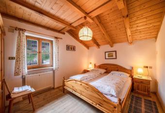 Malgorerhof Pfister has Balcony rooms