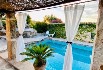 Adults Only Apartment - East Mallorca Manacor allows 18 year olds to book a room