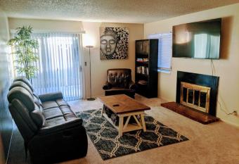 Comfortable 3 Bedroom Rental with Deluxe Beds allows 18 year olds to book a room