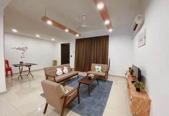 Desaru KTV Natural wood style by Joyfully 31A7 has Balcony rooms