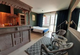 Entrez Radnica has Balcony rooms