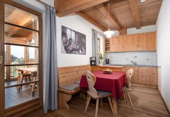 Fr  tscherhof Nussbaum has Balcony rooms