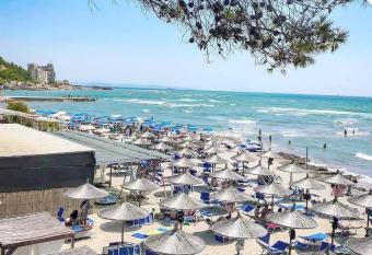 Mercure Apartments has Balcony rooms