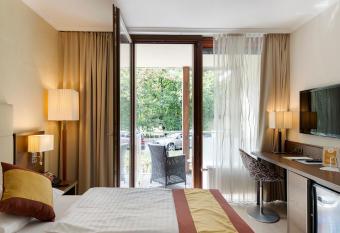 Hotel Sacher Baden has Balcony rooms