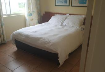 Kapenta Bay Holiday Resort Port Shepstone unit 12 has Balcony rooms