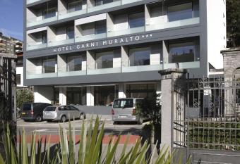 Hotel Garni Muralto has Smoking/Balcony rooms