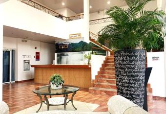 Hotel Coronado Inn allows 18 year olds to book a room