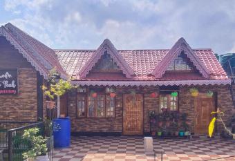 White peak Homestay allows 18 year olds to book a room