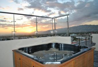 HARLOE S has Balcony rooms