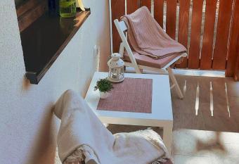 Dobro Mesto has rooms with a private hot tub