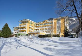 Das Alpenhaus Gasteinertal has Balcony rooms