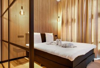 Haarlem Apart Hotel allows 18 year olds to book a room