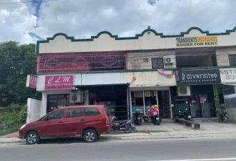 ROBIE S TRANSIENTS ROOMS has Balcony rooms