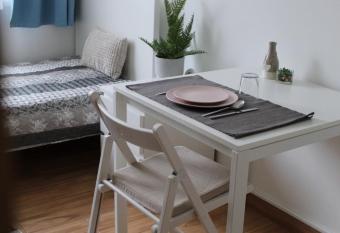 Altair Airport Apartman allows 18 year olds to book a room