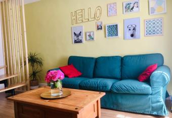 Appartement Les Remparts allows 18 year olds to book a room