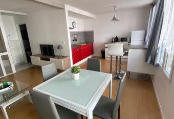 LH Appart allows 18 year olds to book a room