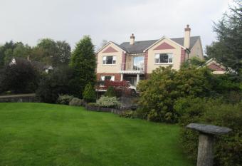 Neidin House allows 18 year olds to book a room