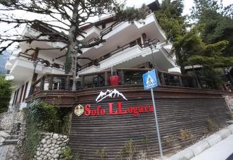 Hotel Sofo has Balcony rooms