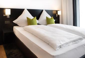 KUF Hotel by WMM Hotels allows 18 year olds to book a room