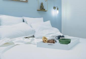   lite Suite has Balcony rooms