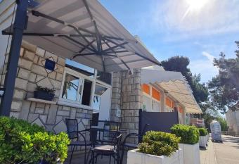 Apartment Mareta in Viganj has Balcony rooms