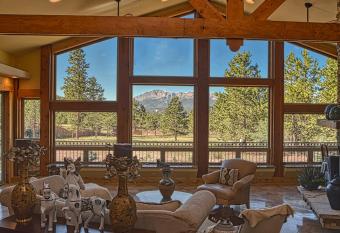 Rampart Range Resort has Balcony rooms