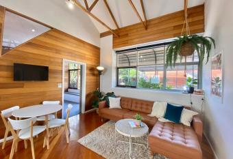 The Morrison Stables has Balcony rooms