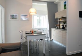 MyHomeInComo - Art Design Suites allows 18 year olds to book a room