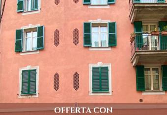 HH Hermoso Housing SERRAVALLE has Balcony rooms