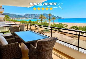 Roses Beach has Balcony rooms