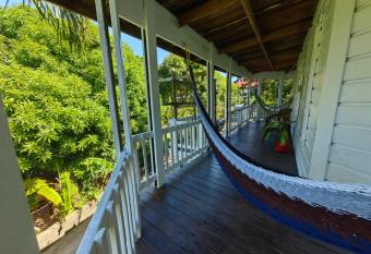 LOTO S House has Smoking rooms