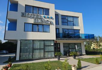 Hotel Ilinca has Balcony rooms