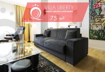 The Queen Luxury Apartments - Villa Liberty has Balcony rooms