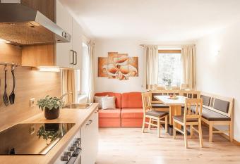 Alpenblick - App Klausberg has Balcony rooms