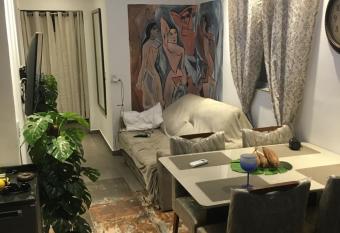 Guest Apartment Paulo allows 18 year olds to book a room