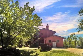 Bosco Romagno allows 18 year olds to book a room