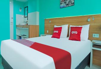 OYO 90391 Gkitroom allows 18 year olds to book a room
