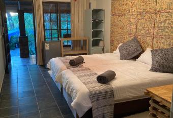 Karoozin Village allows 18 year olds to book a room