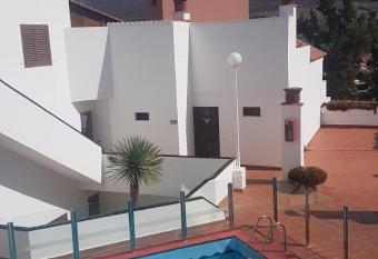 beach 400mtr, top of mountain with spectacular surround view 200mtr has Balcony rooms
