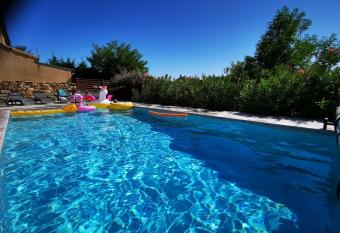 Magnifique gite en pierres 6 personnes avec piscine privee Ardeche plein sud allows 18 year olds to book a room