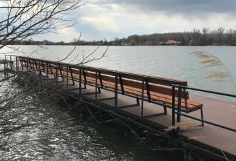 Dunasor1 Apartman has Balcony rooms