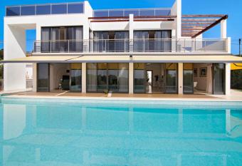 Villa Didier has Balcony rooms