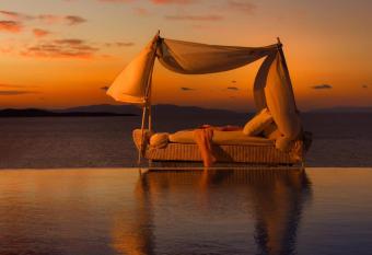 4 bedrooms villa at Mykonos 100 m away from the beach with sea view private pool and enclosed garden has Balcony rooms