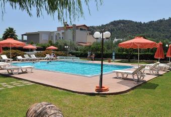 Santa Helena Hotel has Balcony rooms