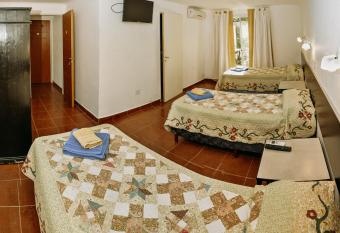 Apart Hotel La Candida has Balcony rooms