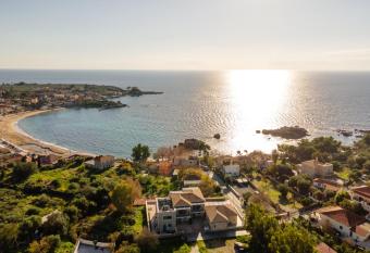 Linari Villas has Balcony rooms