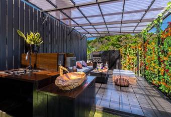 Vacation Rental Motobu Grande BBQ                                     has Balcony rooms