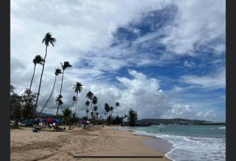 7 bedrooms in Santurce San Juan beach has Balcony rooms