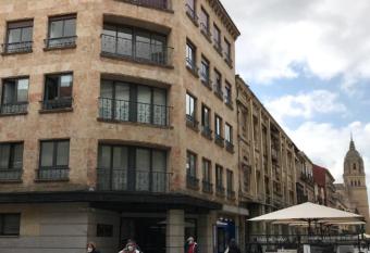 Plaza Mayor a 1 min Centro 5 ba  os Nuevo Calle Rua Mayor has Balcony rooms