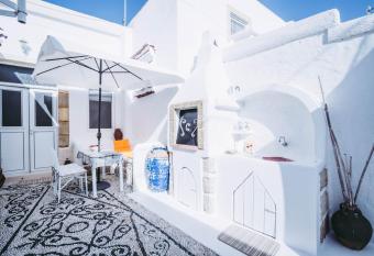 Aspasias Traditional House allows 18 year olds to book a room